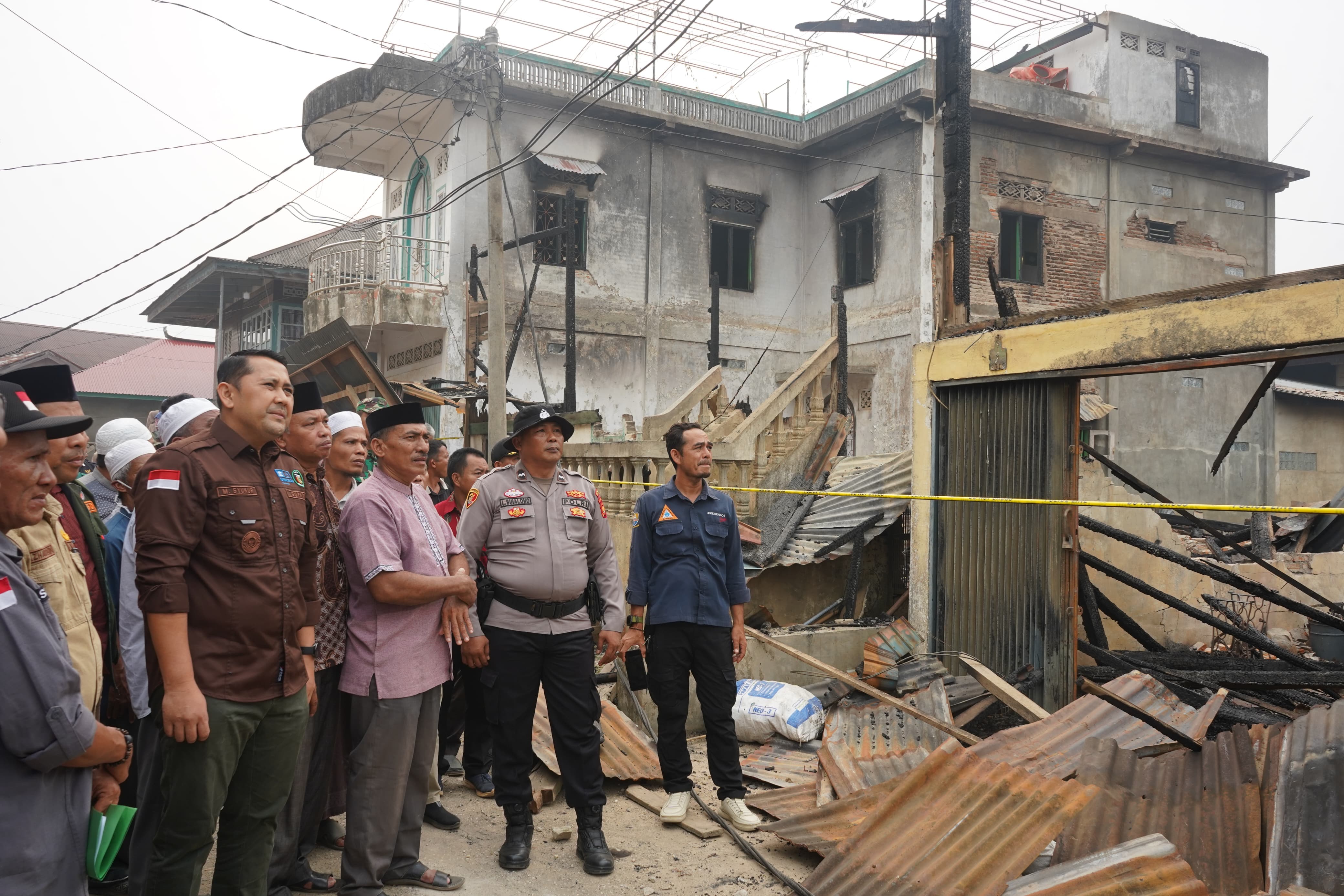 Pemkab Merangin Turut Berduka, Bupati M. Syukur Salurkan Bantuan Korban Kebakaran Tunggul Bulin